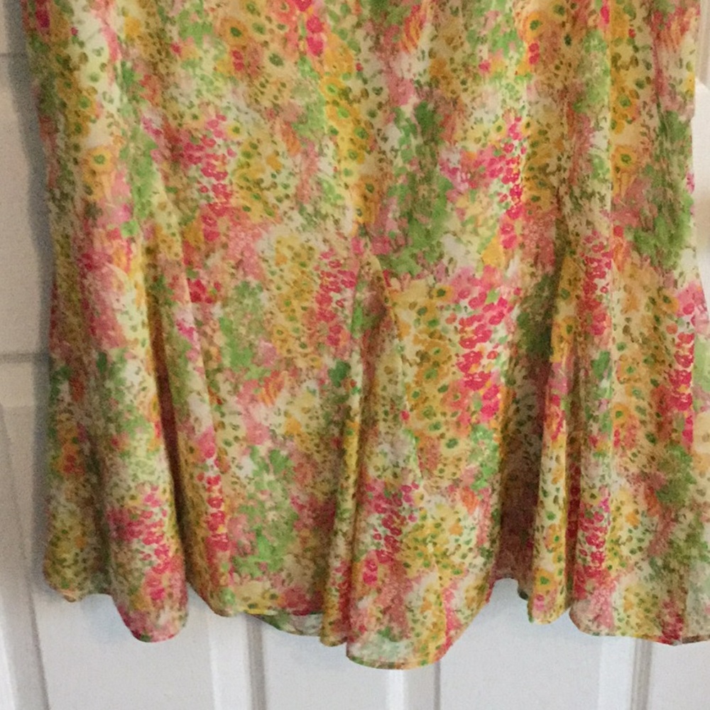 Dress - Picture 5 of 5
